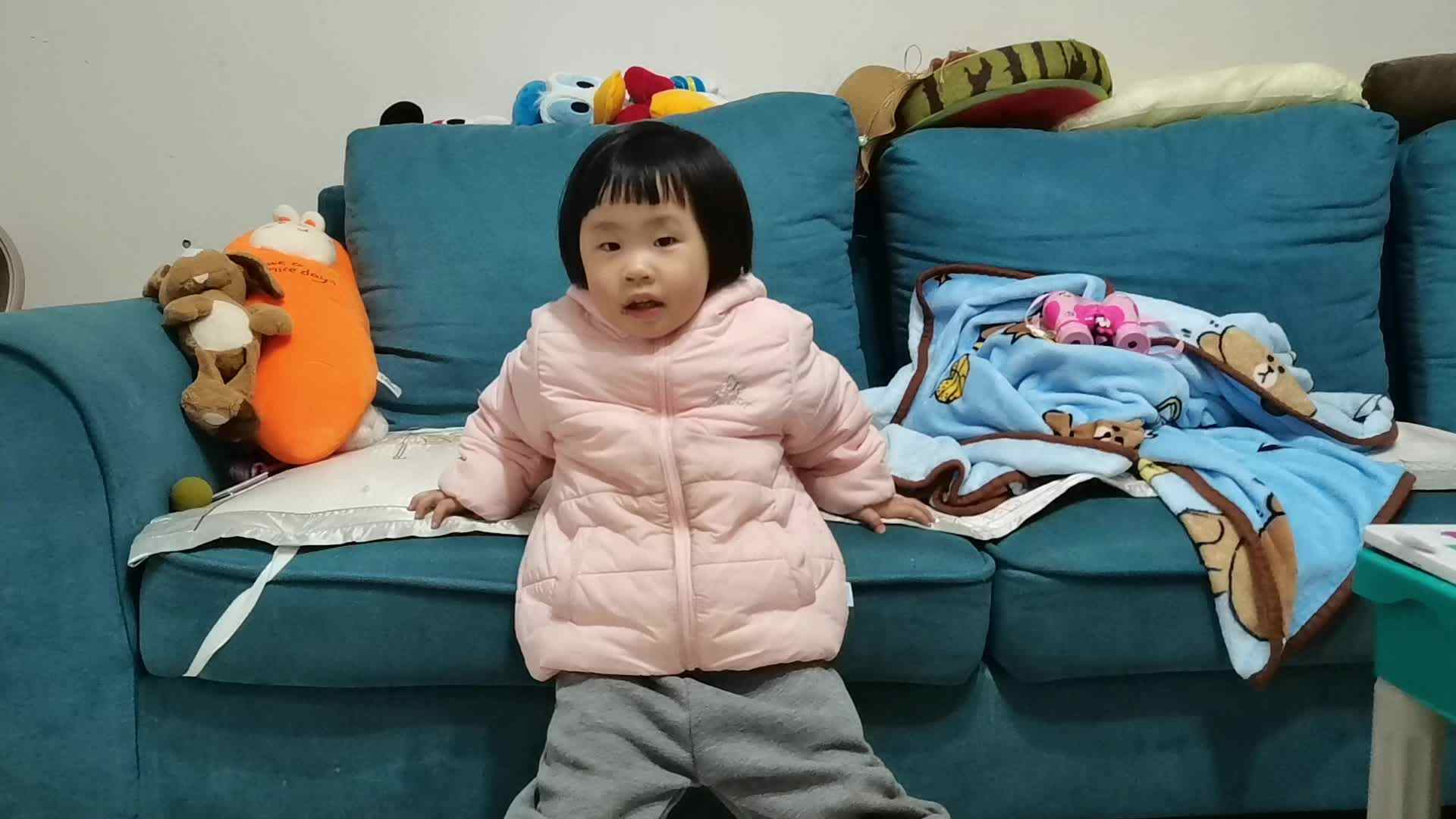 何林夏《安全上下楼梯》闯关练习2022-02-15.mp4