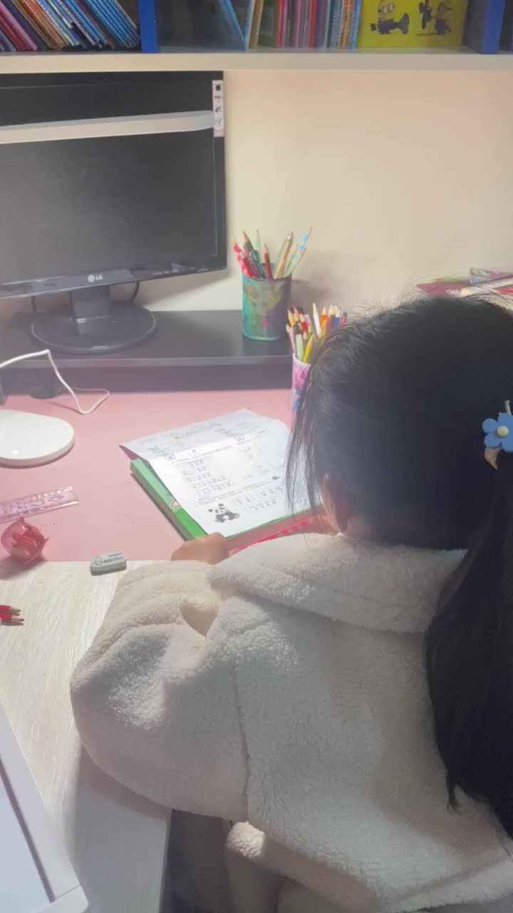 学B班高元曦词语拼图
