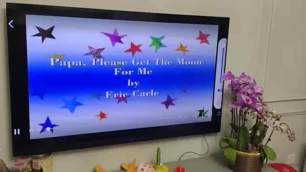 ⁣2022.2.26 陈子墨 观看英文绘本《Papa Please Get The Moon for me 爸爸，请为我摘月亮》