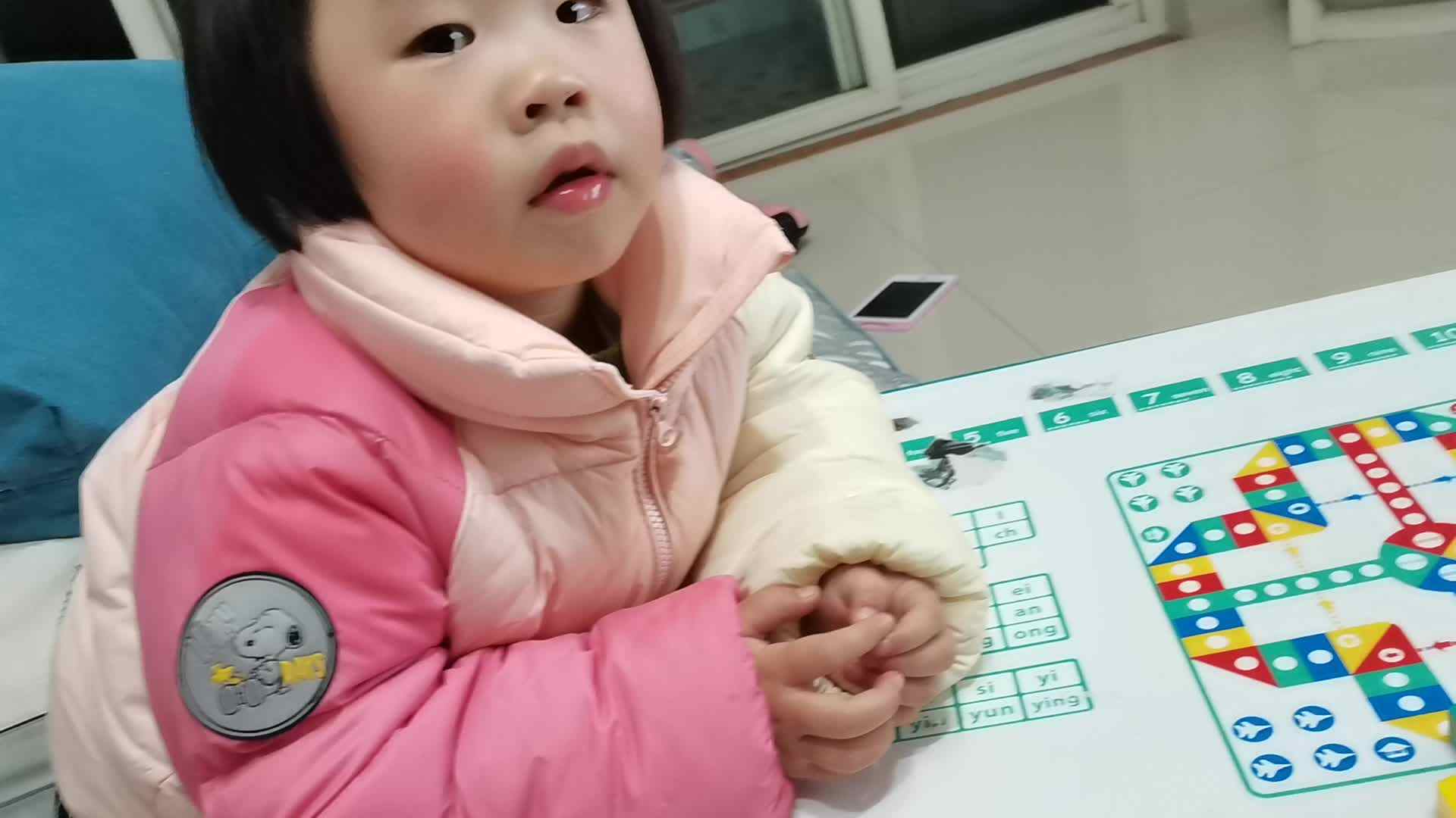 小A班何林夏《1和许多》闯关练习2022-02-21.mp4