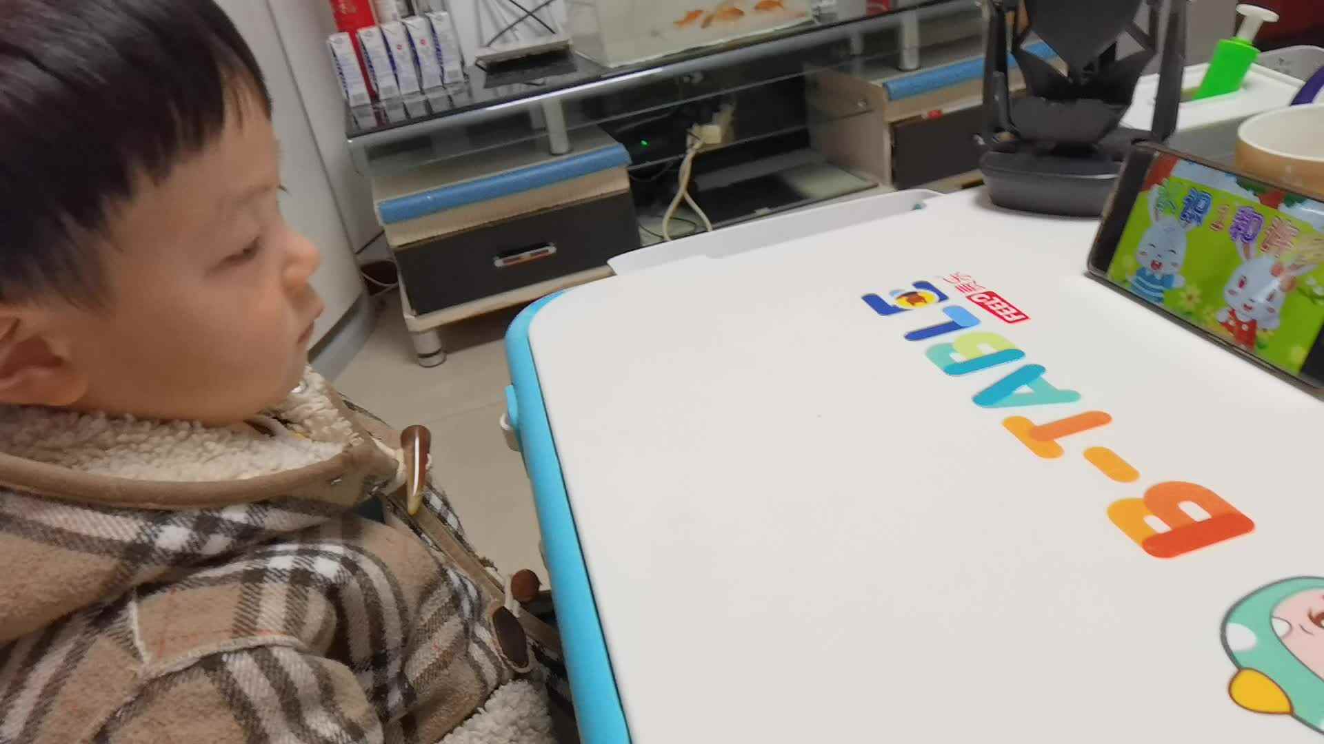 20220227-观看视频1和许多