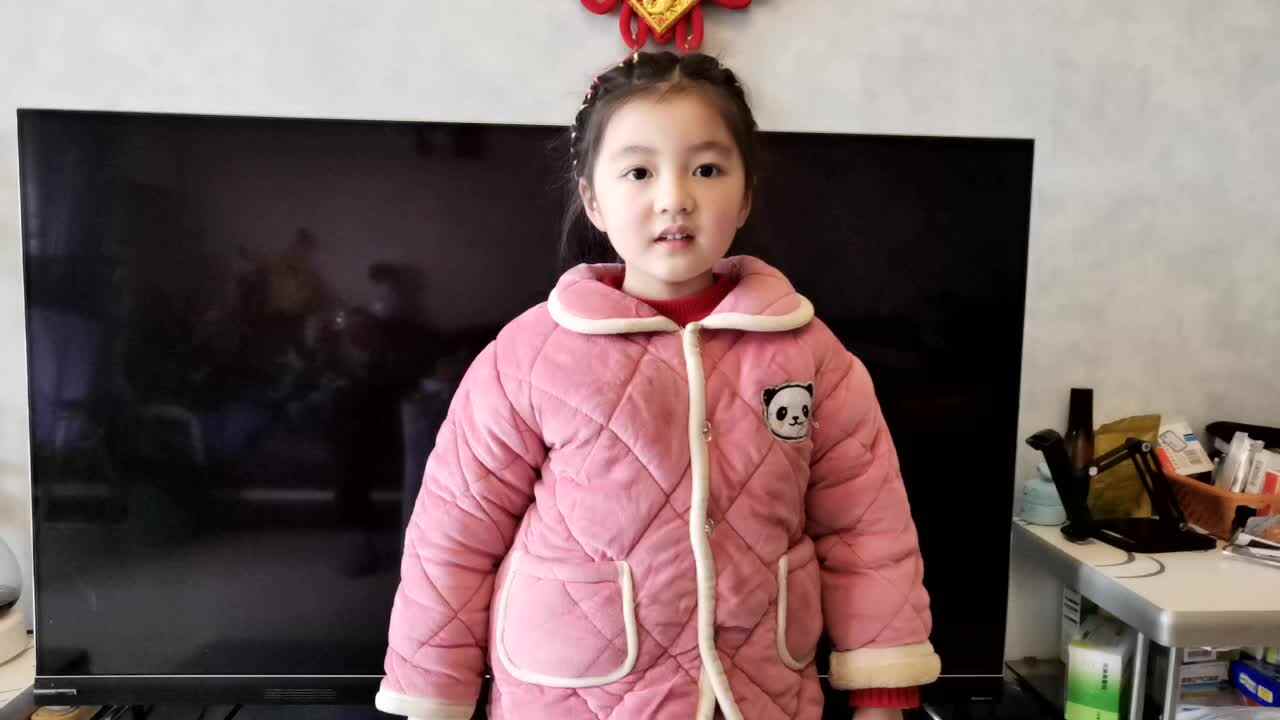介绍我美丽的金豆子幼稚园-美工室