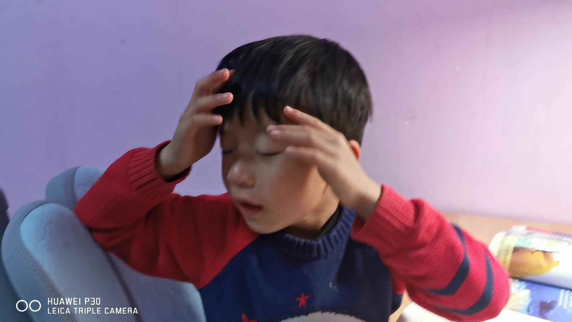 韩明哲背诵《一去二三里》.mp4