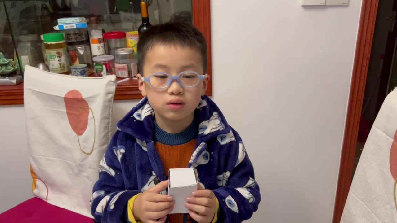 实验学前2班3.30数学作业.MOV