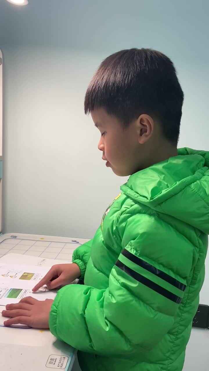 2022.3.24 赵俊臣《口述图片》