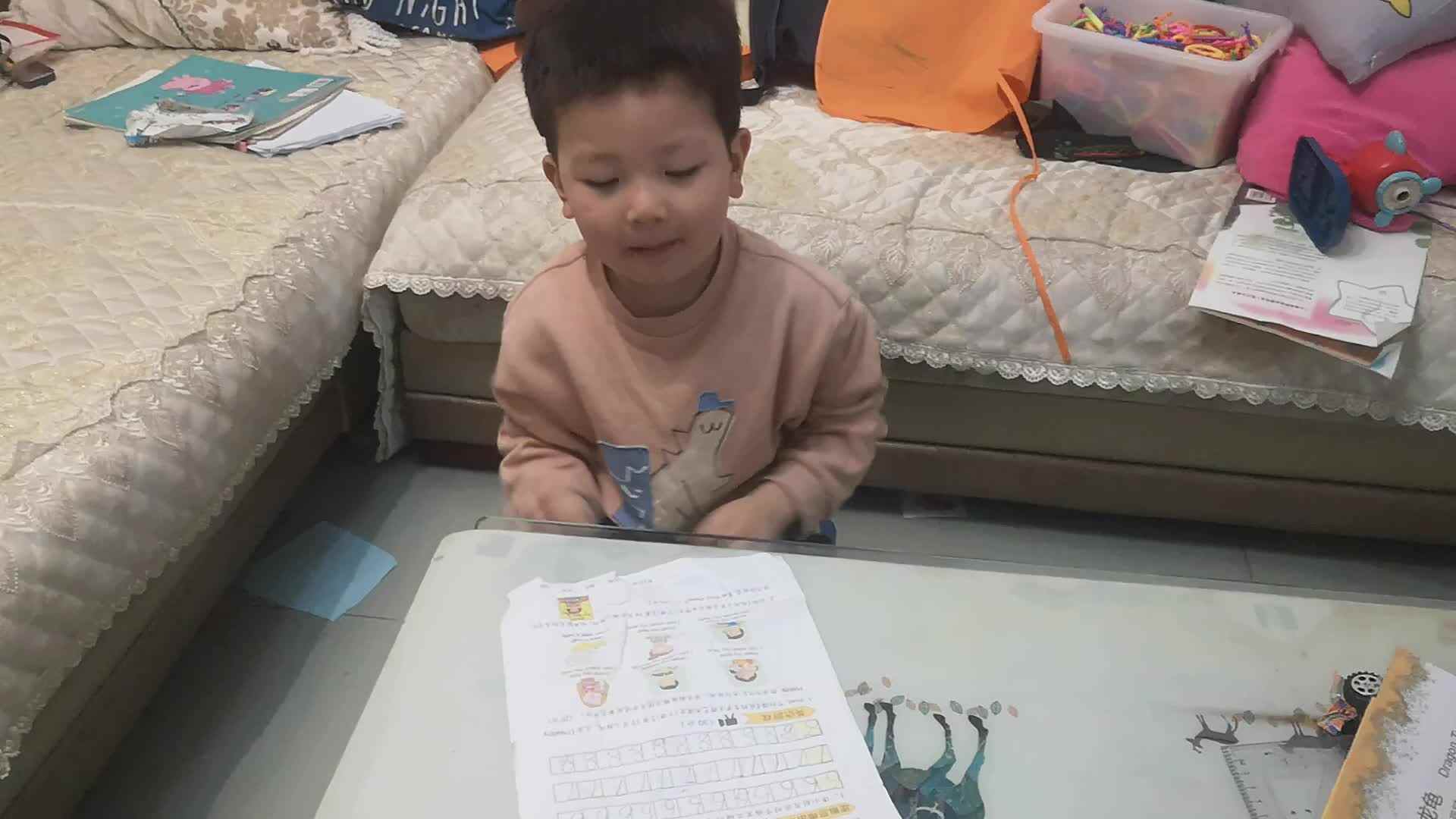 ⁣大B班邱潇然英语阅读