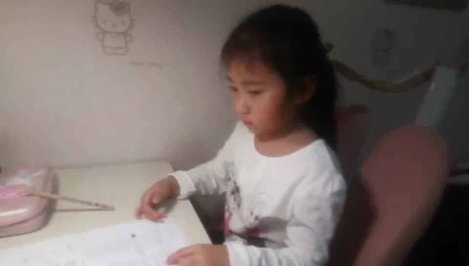 20220317学B班黄诗淇《看图说话》