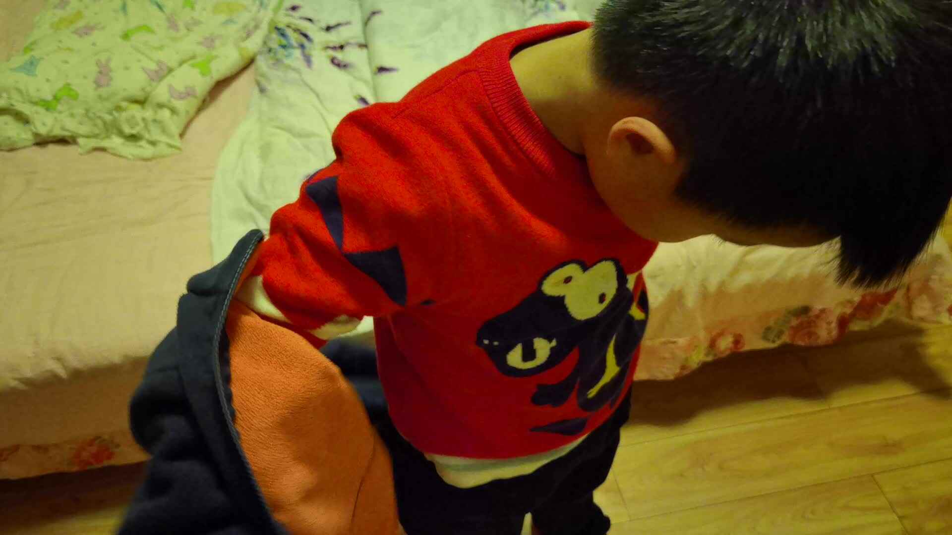 2022.3.27 生活训练《自己穿外套》