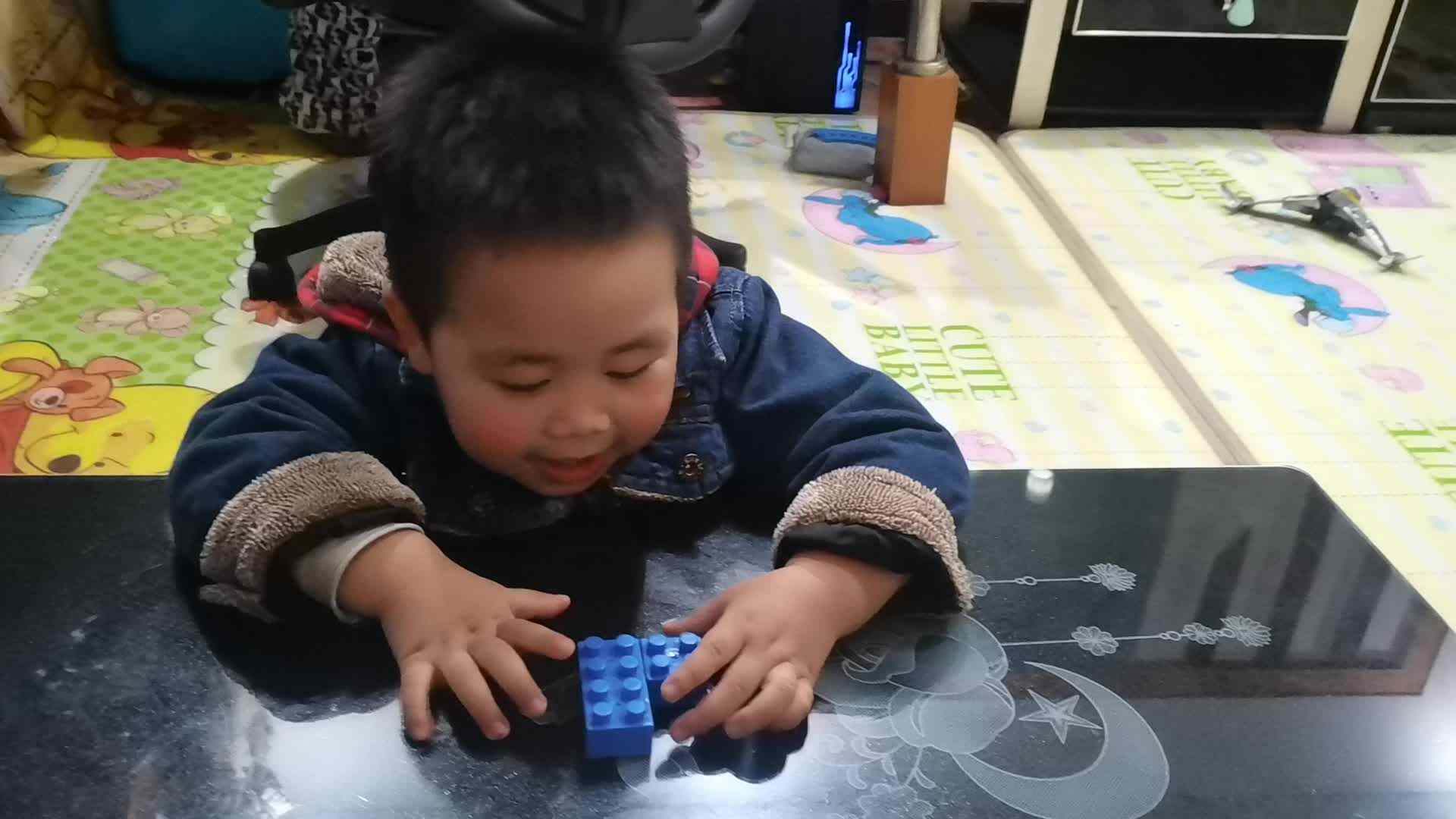 2022.3.30小A班闯关练习《按大小分类》