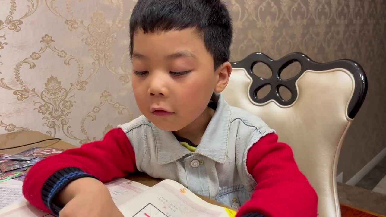 2023级大B班20220323苏梓墨闯关练习.MOV