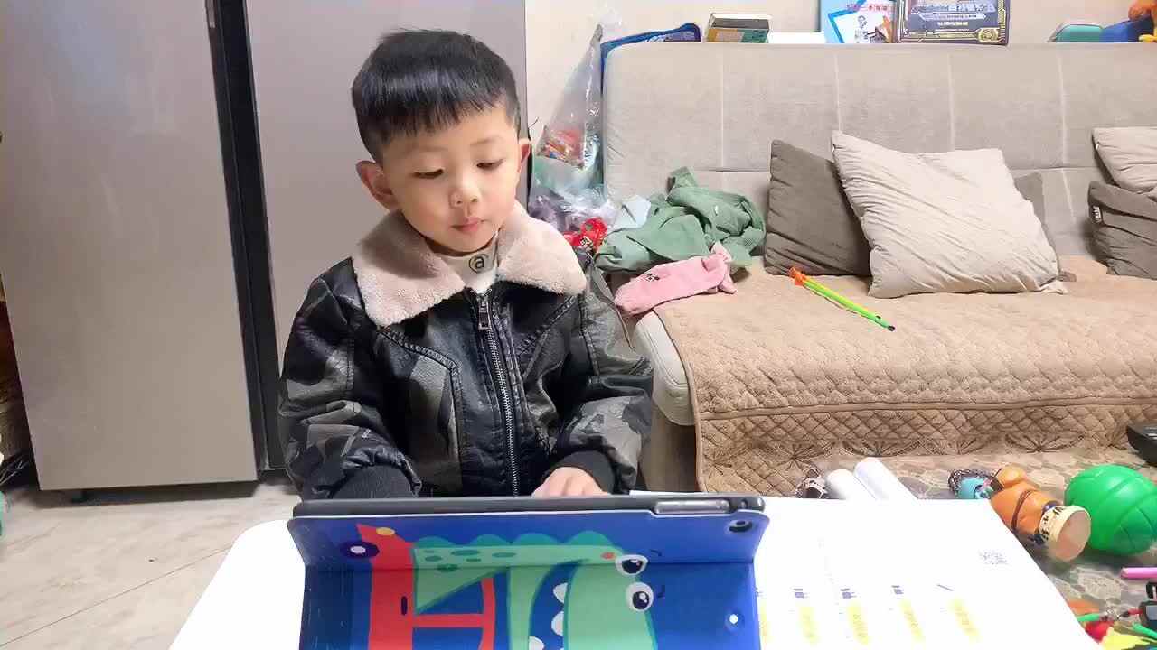 2022.3.6英语《Moon朗读示范1》