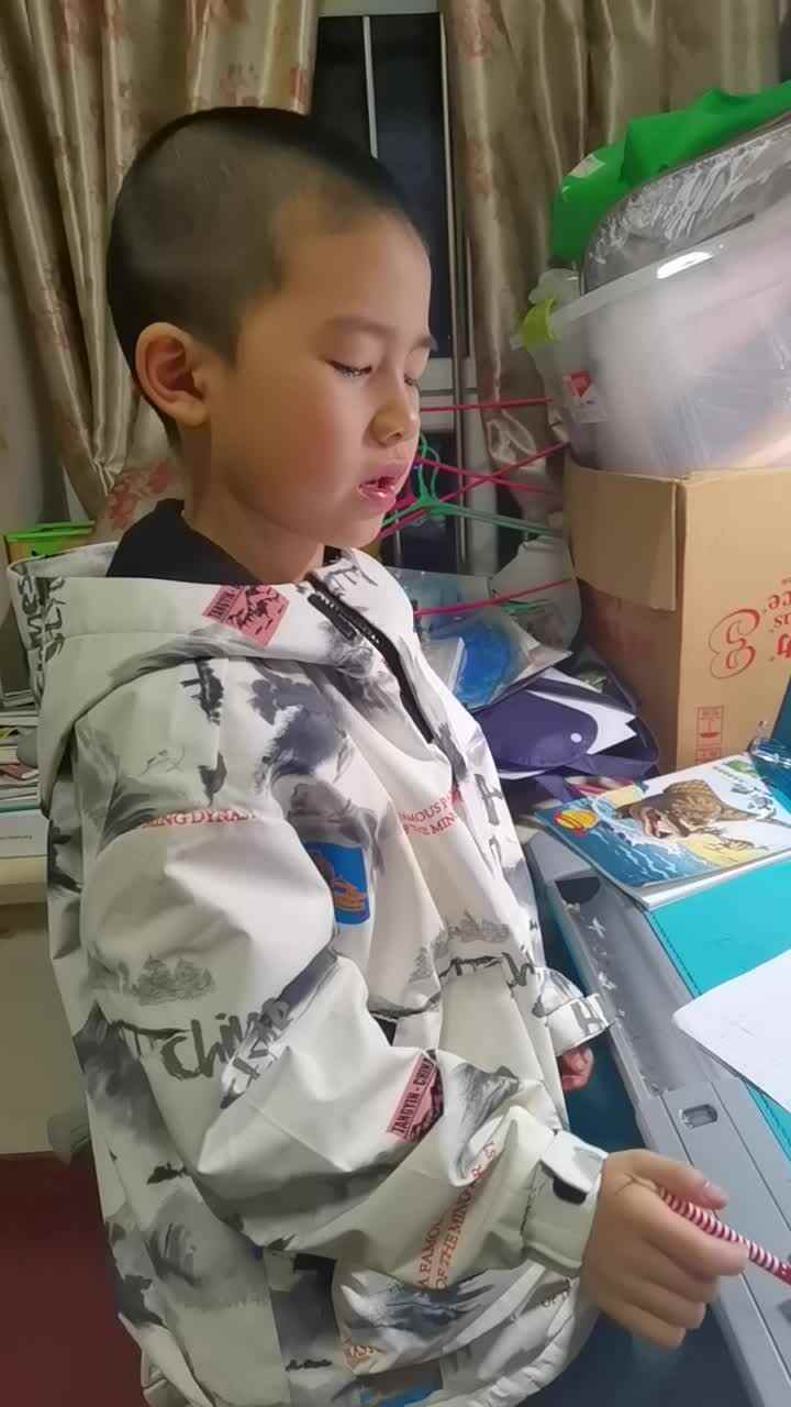 VID_20220330_200352.mp4