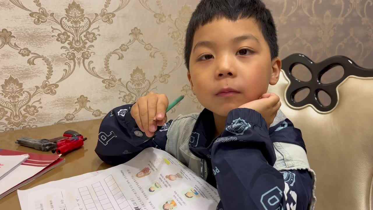 2023级大B班20220323苏梓墨闯关练习.MOV