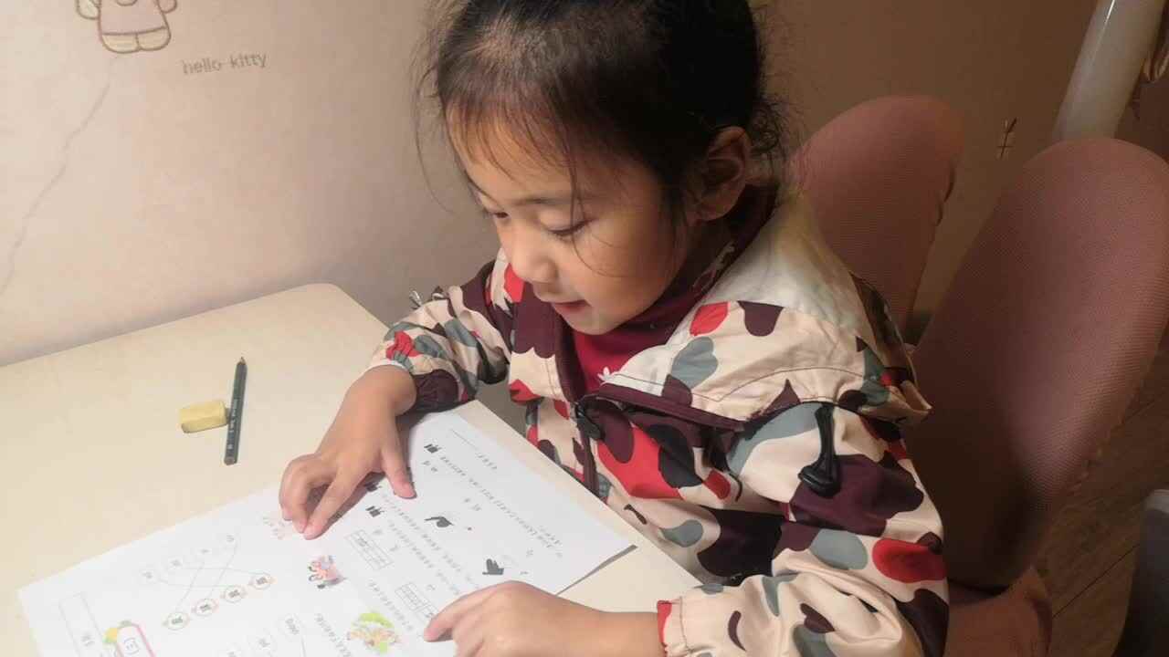 20220310学B班黄诗淇《看图说话》