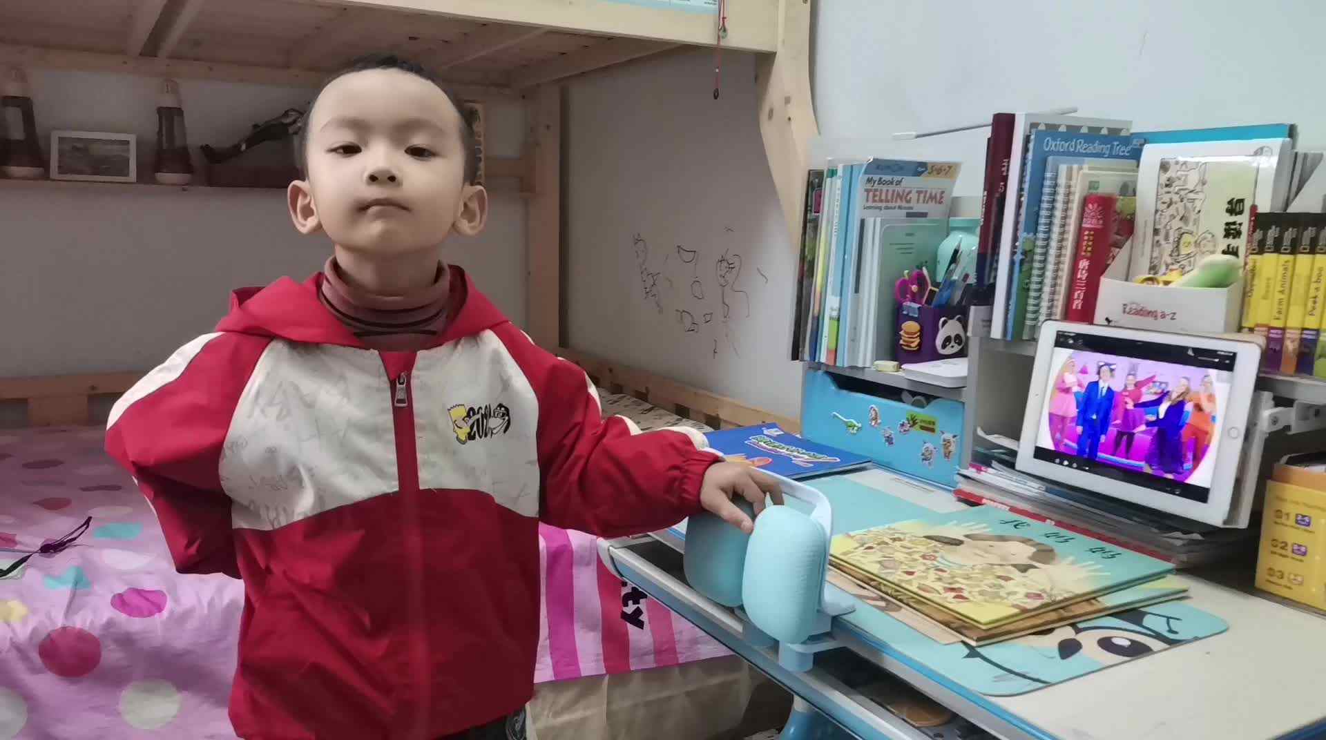 《Fllow  Sing  Song  Finger Family》.mp4
