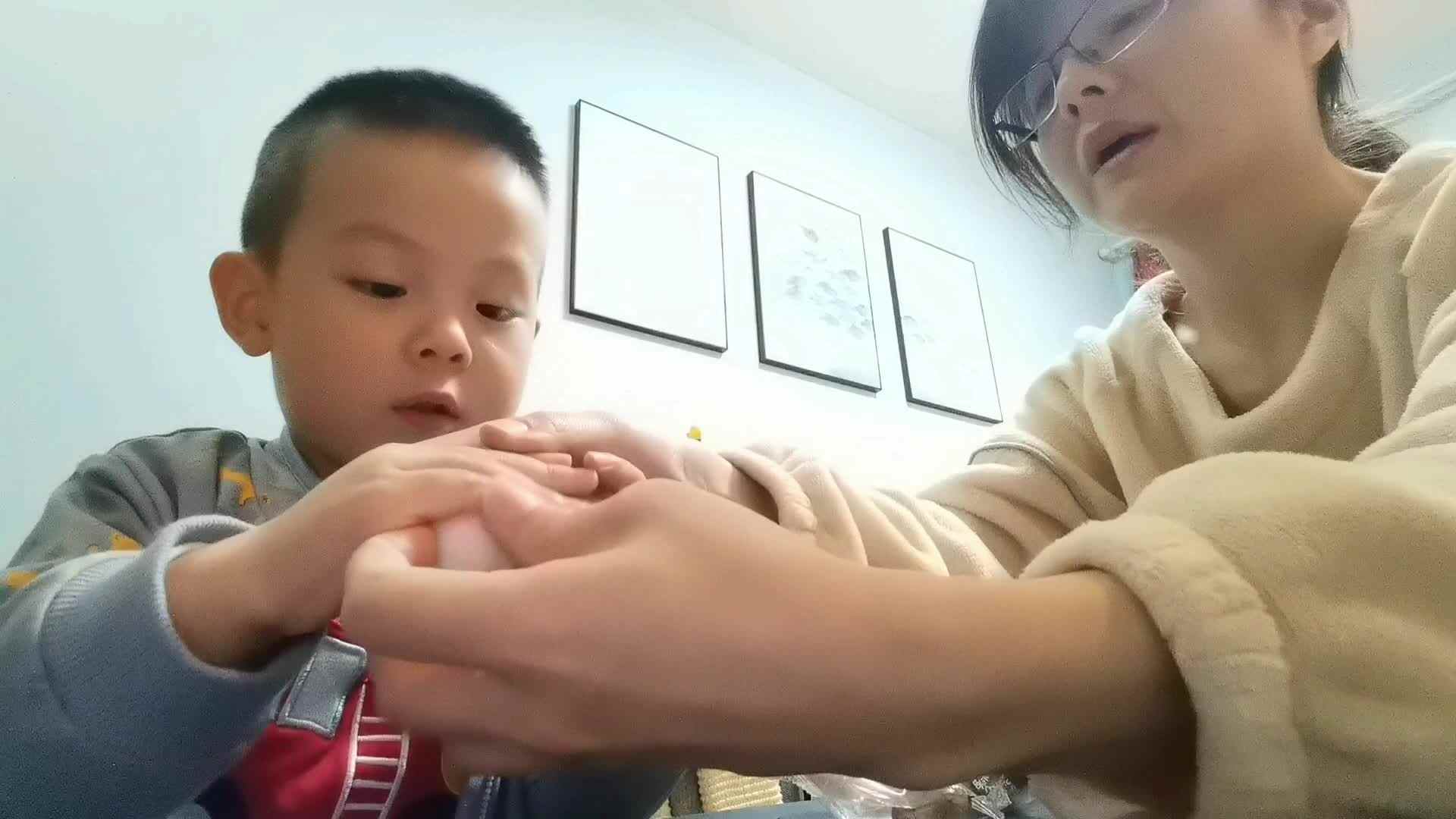 郭睿珩~手工作品：土星