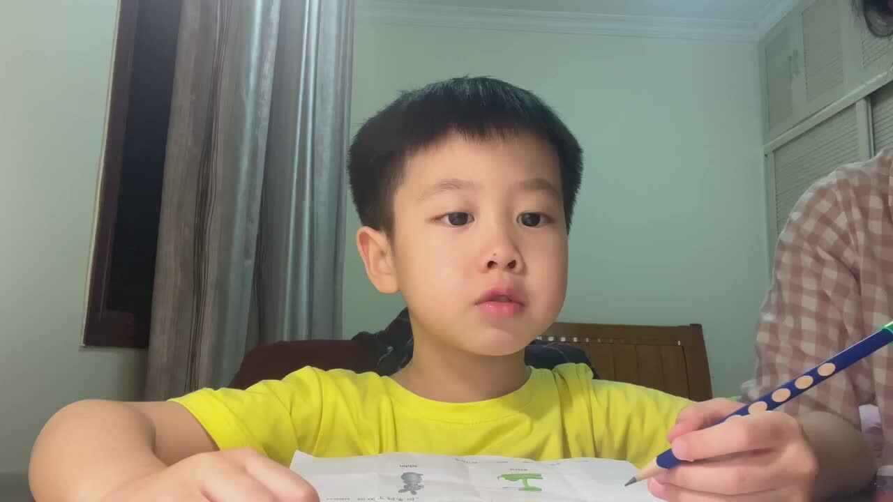 ⁣2023级B班20220424吴艺轩闯关练习-周末综合测验.MOV