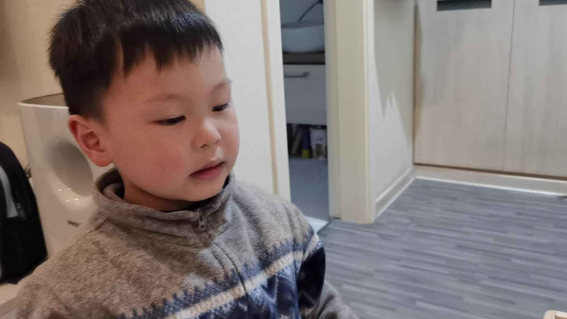 VID_20220402_190301.mp4