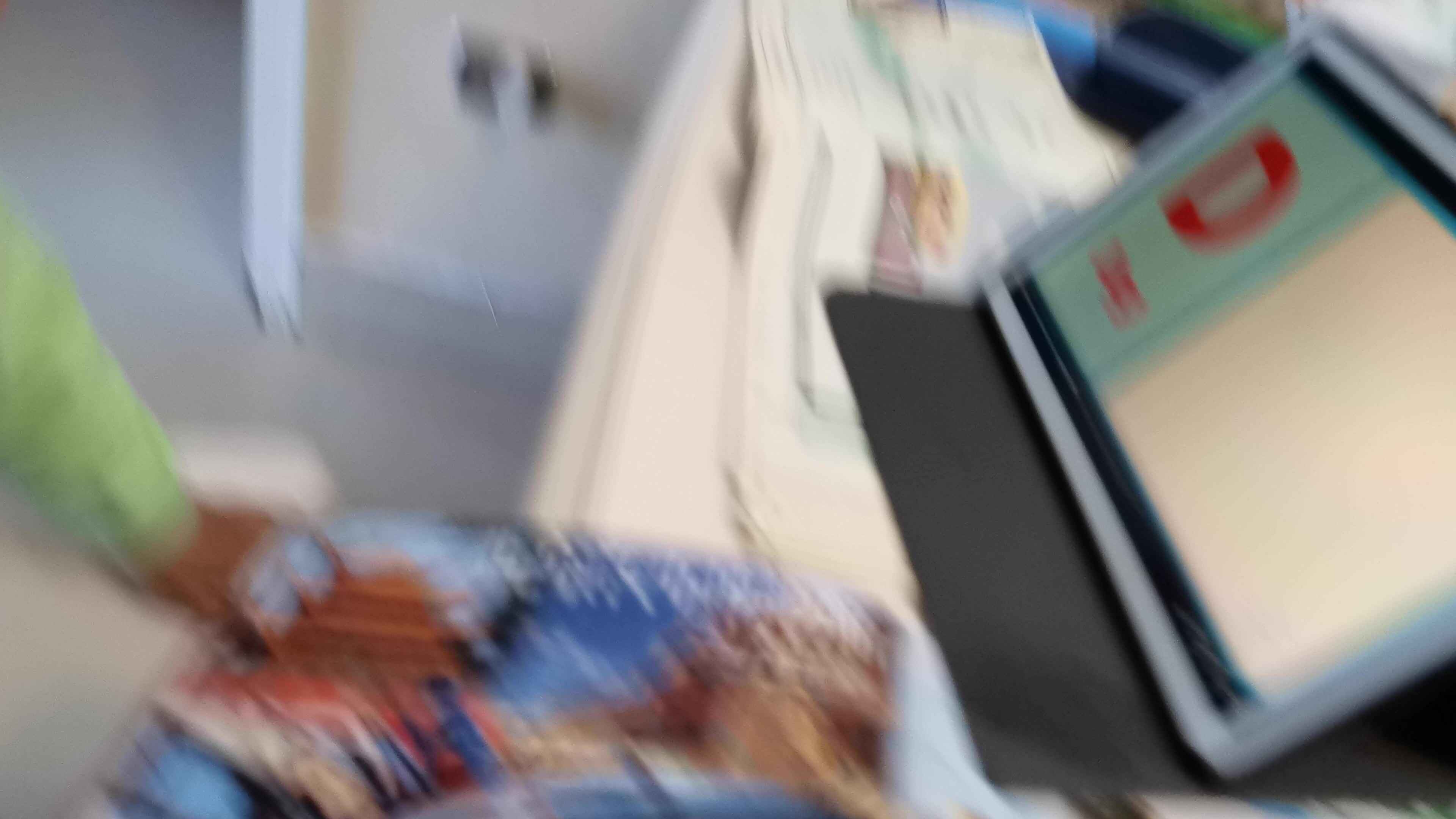 VID_20220425_184351.mp4