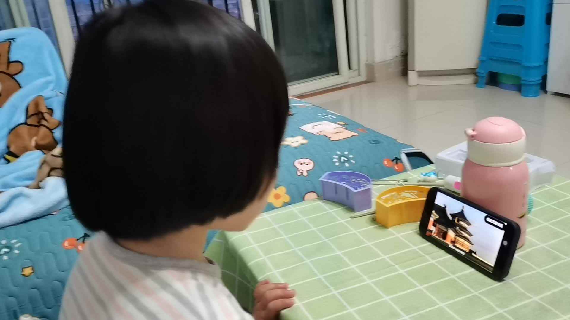 何林夏mp4