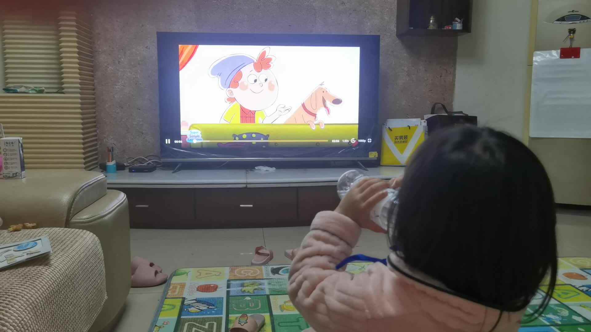 观看、跟唱英文儿歌（我有一只宠物）