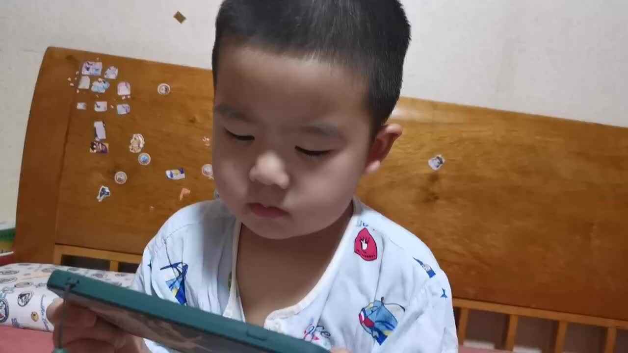 2022.4.27学习《交通安全》.MOV