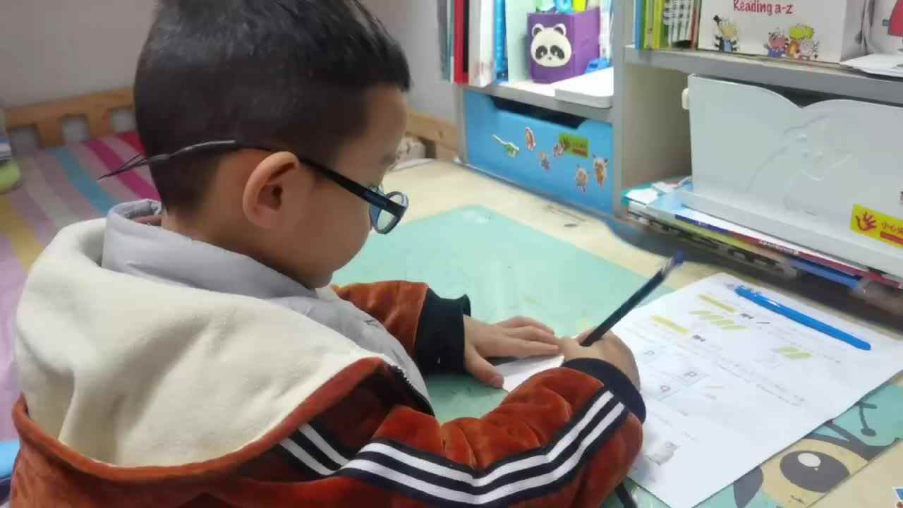 《Read and circle》.mp4
