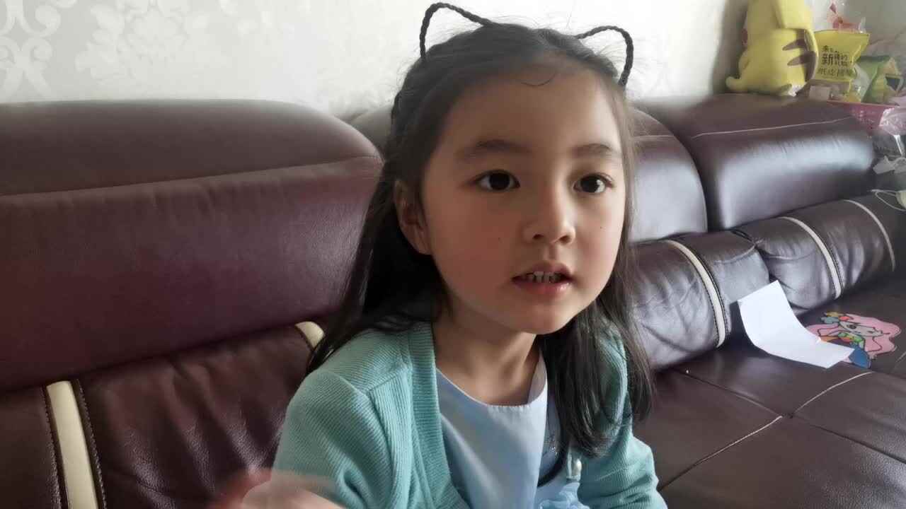 跟唱英语儿歌《我口渴》
