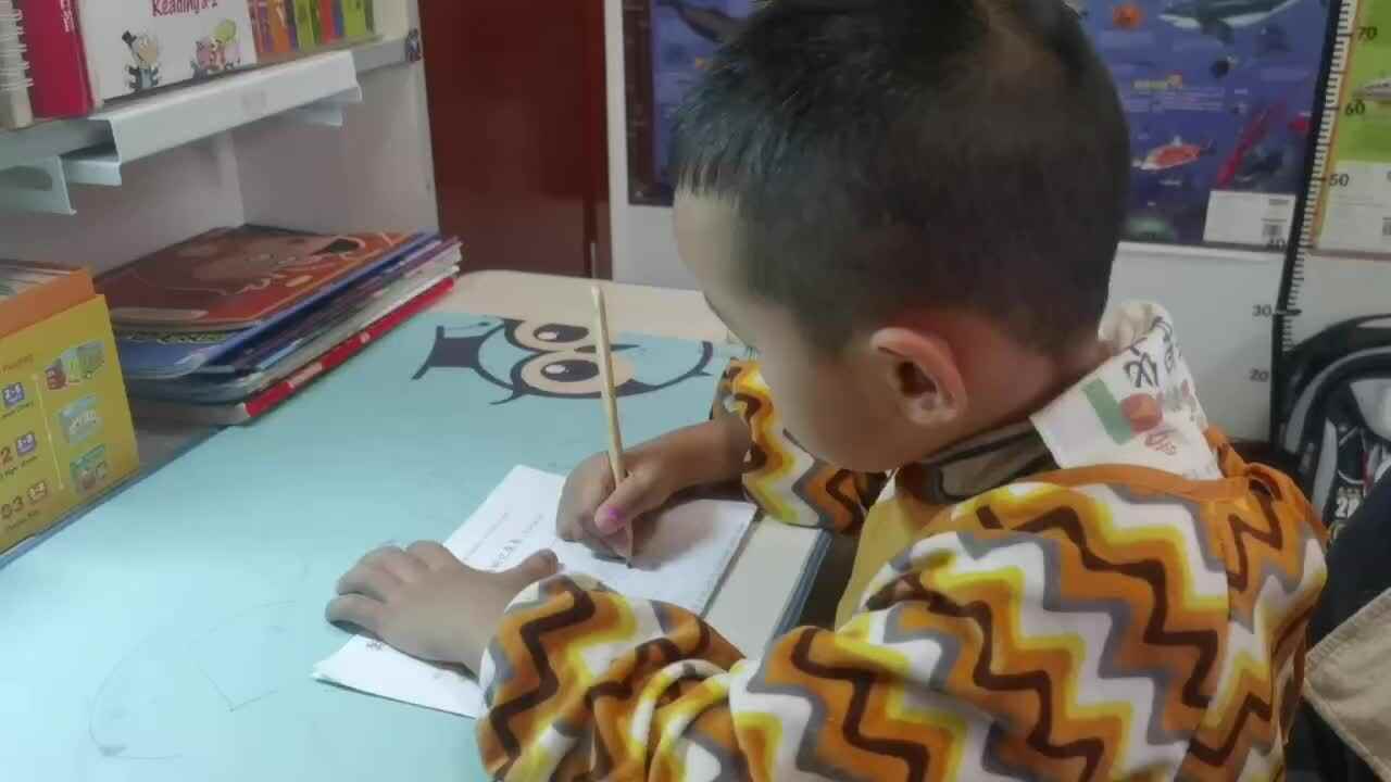 罗辑思维-按顺序写数字.mp4