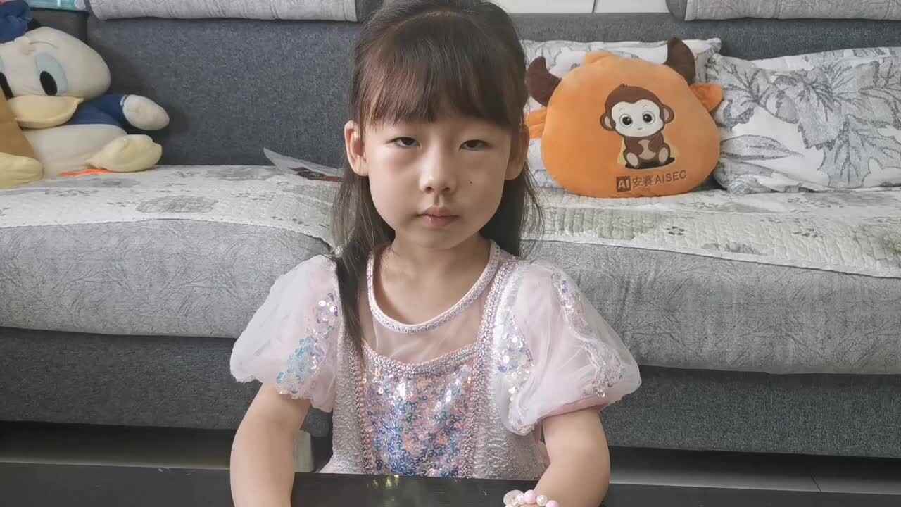 4023级B班20220528杜岳宁闯关练习-周末亲子活动记录表，书写数字四49，50，手工-弹钢琴的小手.mp4