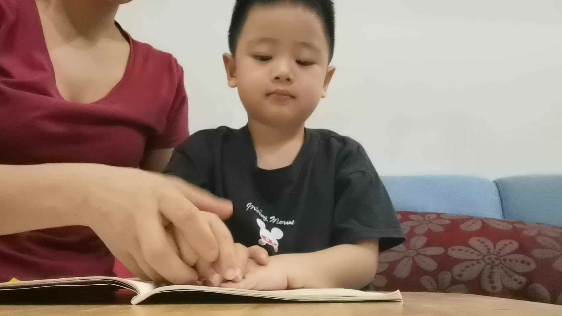 ⁣⁣2022.5.11指读《老鼠抬花轿》