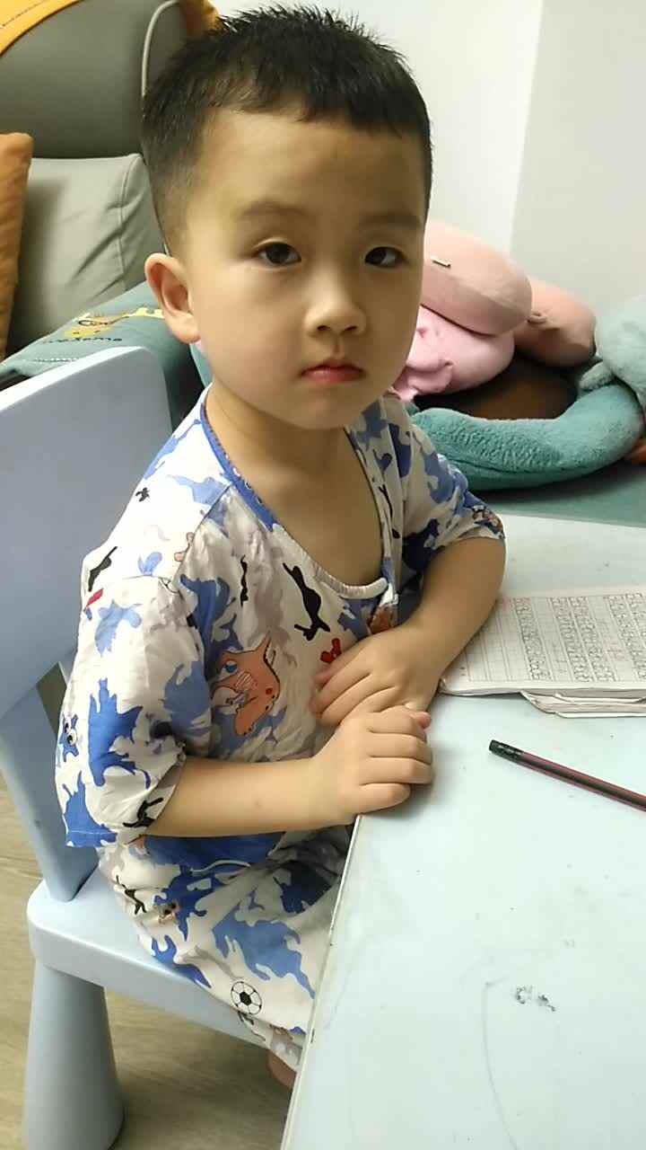 VID_20220510大B班汪林泽闯关练习