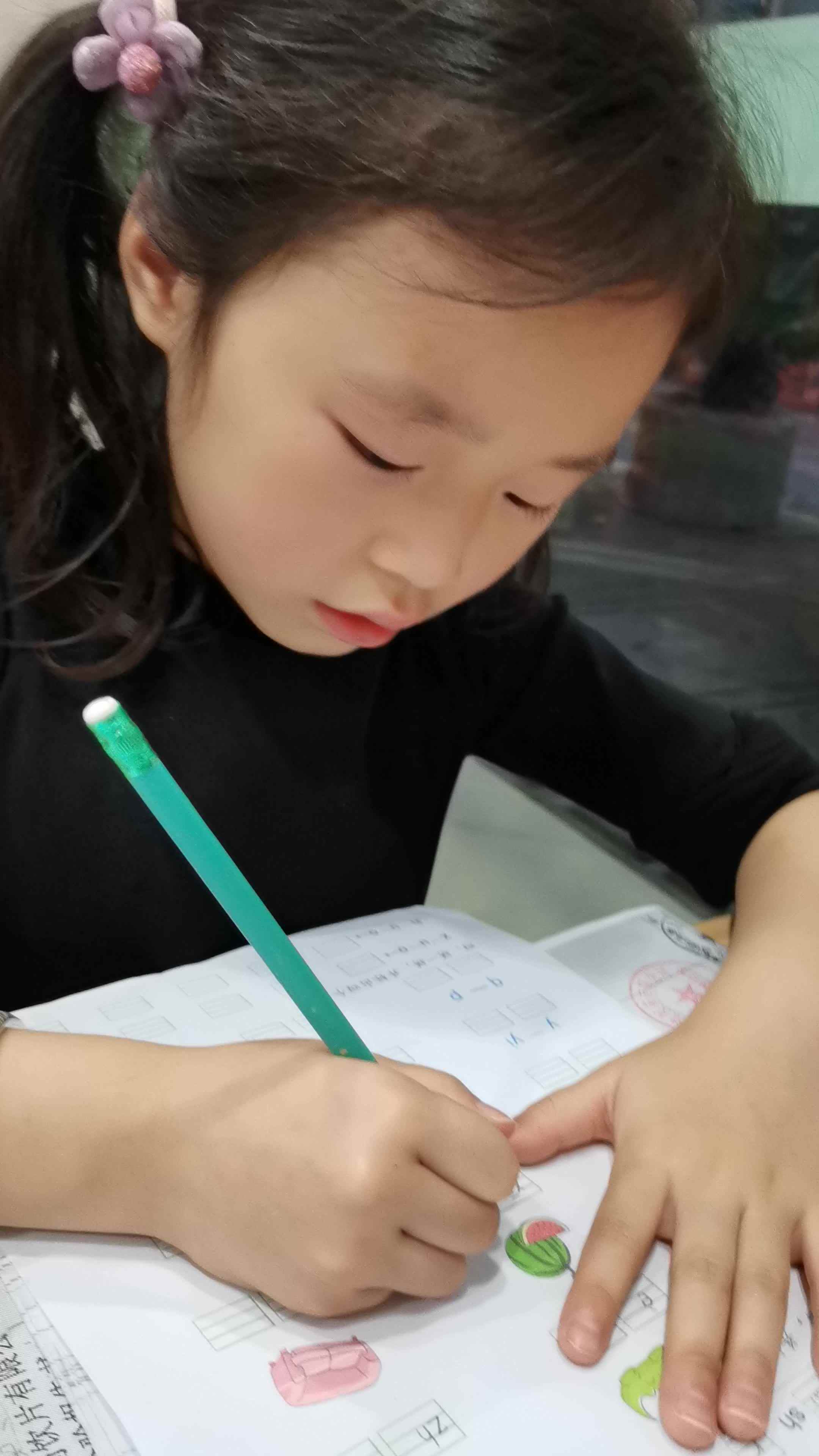0523-学B班赖艺菲