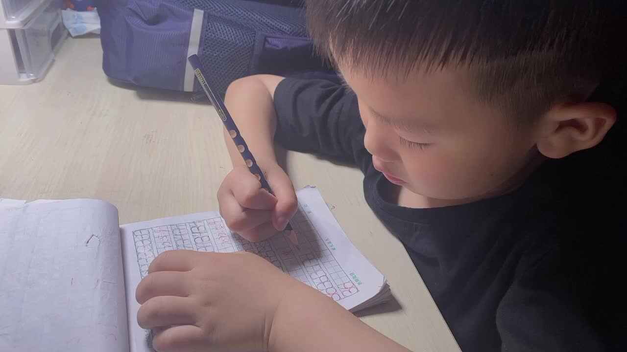 《书写数字36》