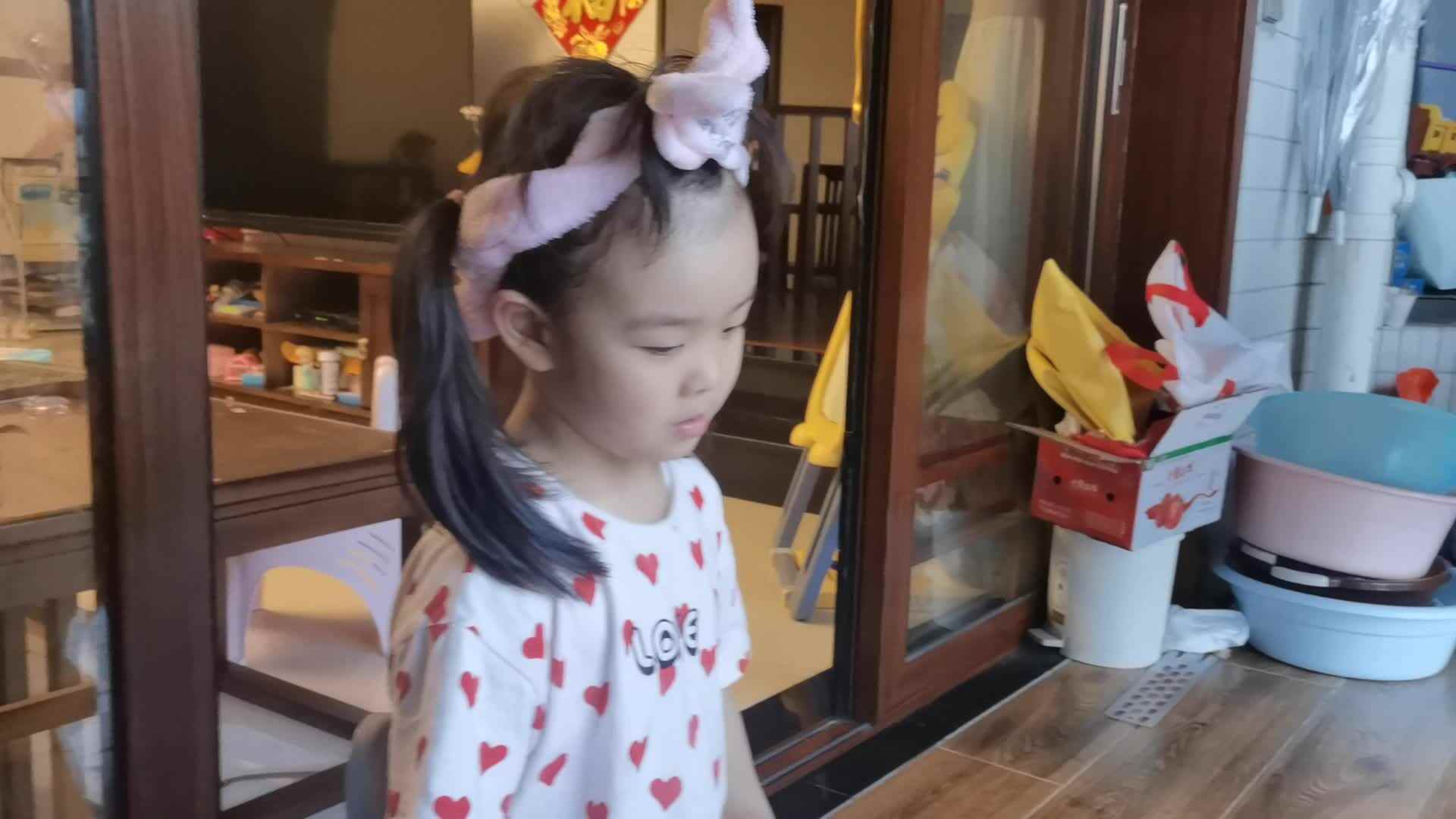 ⁣2022.5.7侯奕帆闯关练习《了解母亲节的由来》