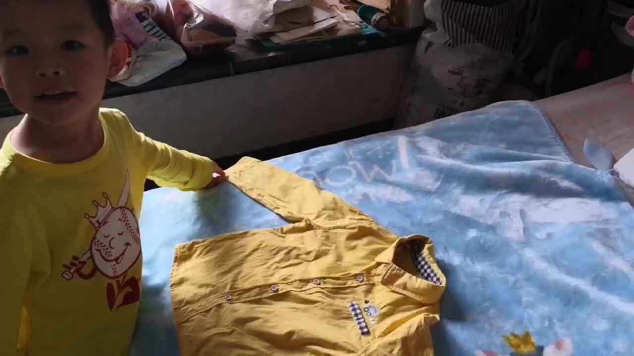 秦一鸣—叠衣服