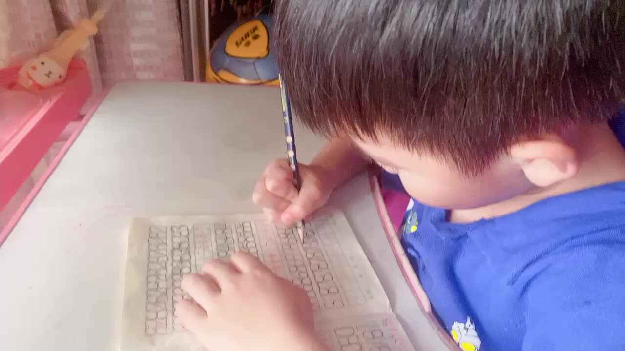 《书写数字86.87》