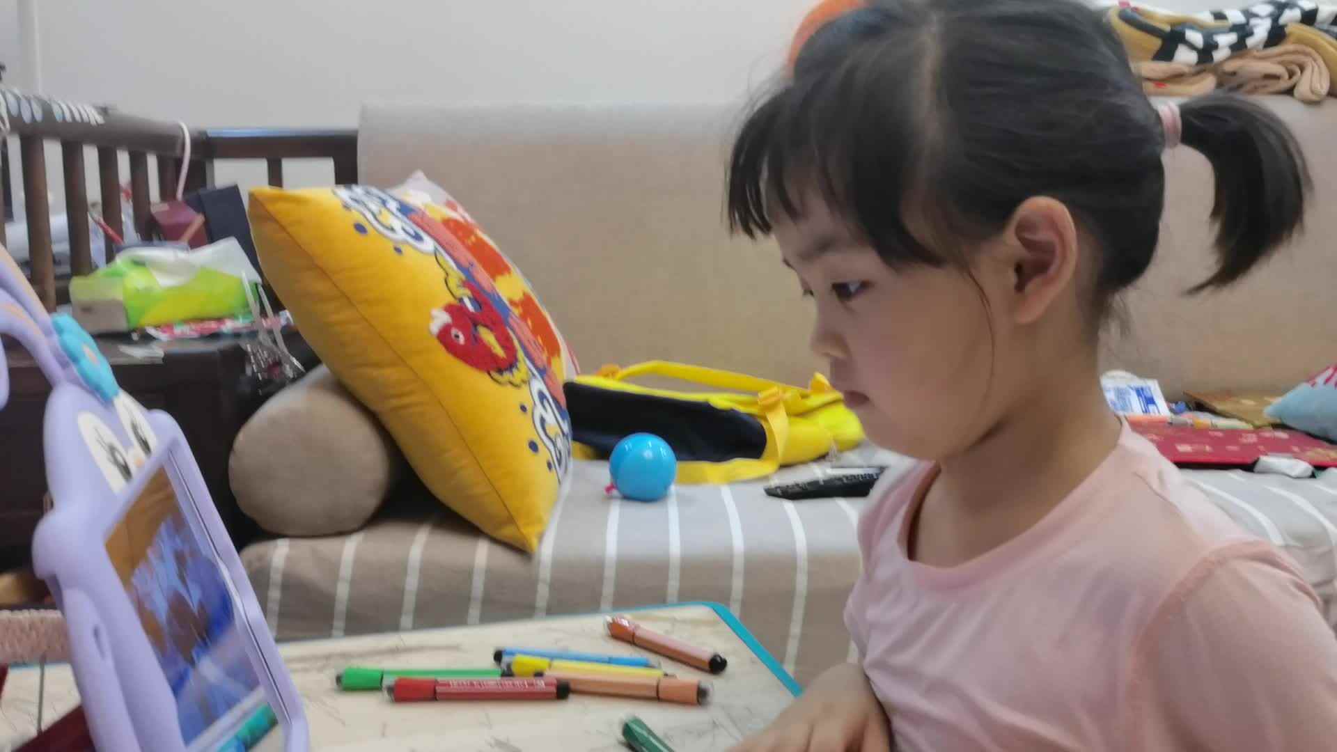 2022.6.10侯奕帆闯关练习观看《重庆磁器口》