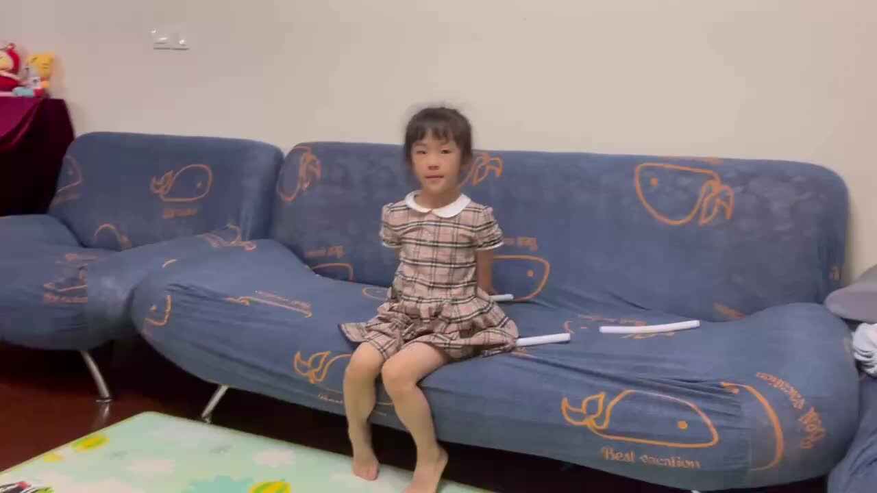 社会安全《乘出租车，小气车等》