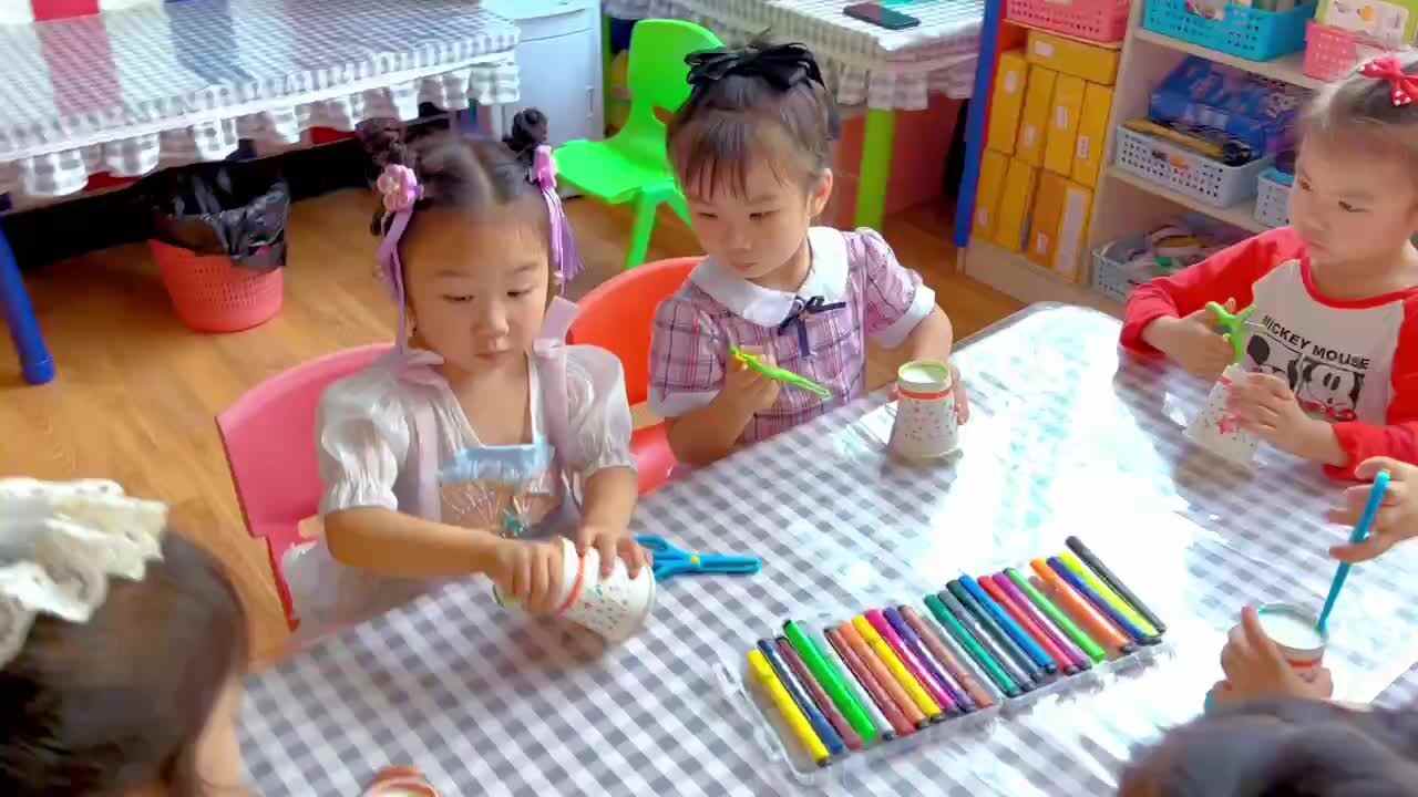 纸杯投影