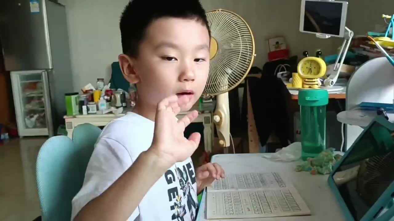 2023级大b班刘梓浩闯关练习.MOV