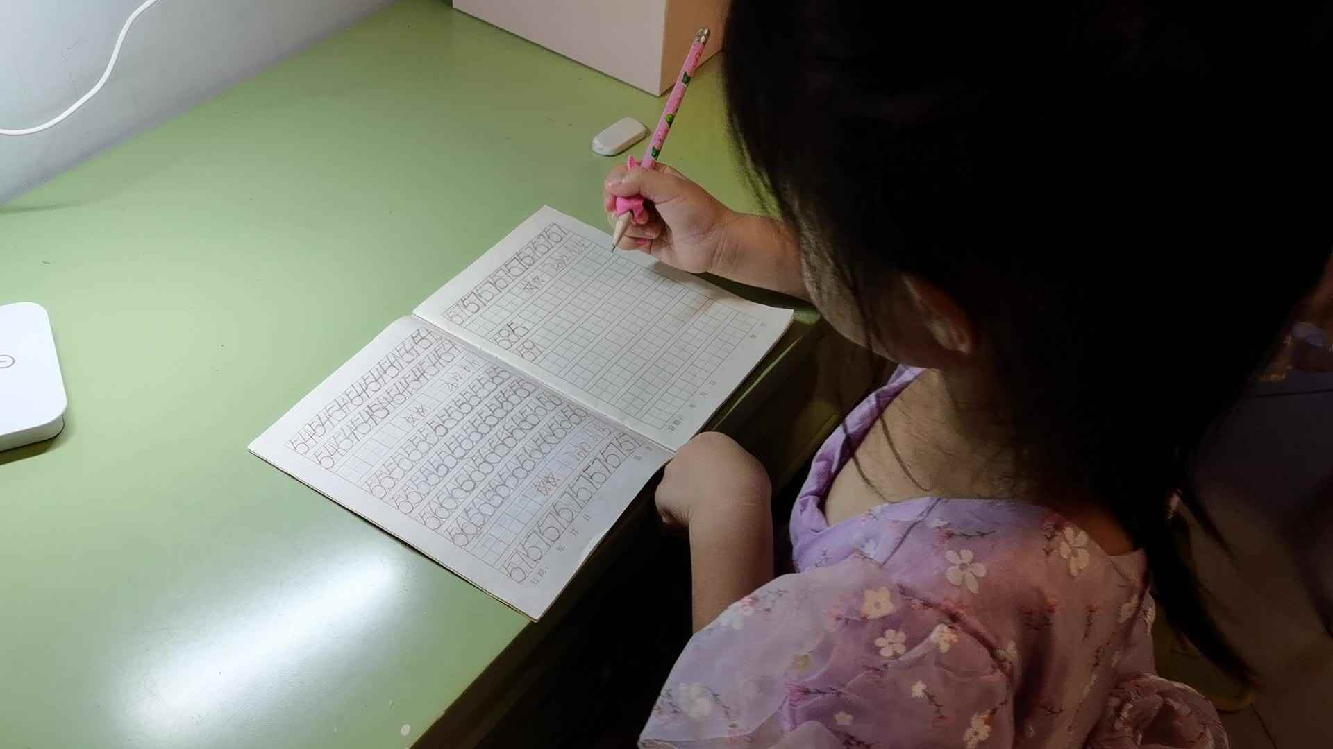 书写数字58、59
