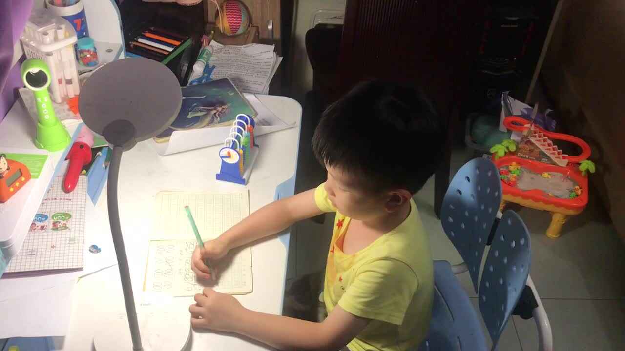 2023级大B班邱潇然20220714听写数学