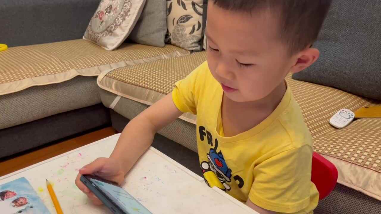 《Body parts朗读示范》.MOV