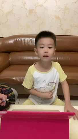 ⁣2023级B班20220801吴艺轩闯关练习-成语笑话《把鼻子也拿下来》.MOV
