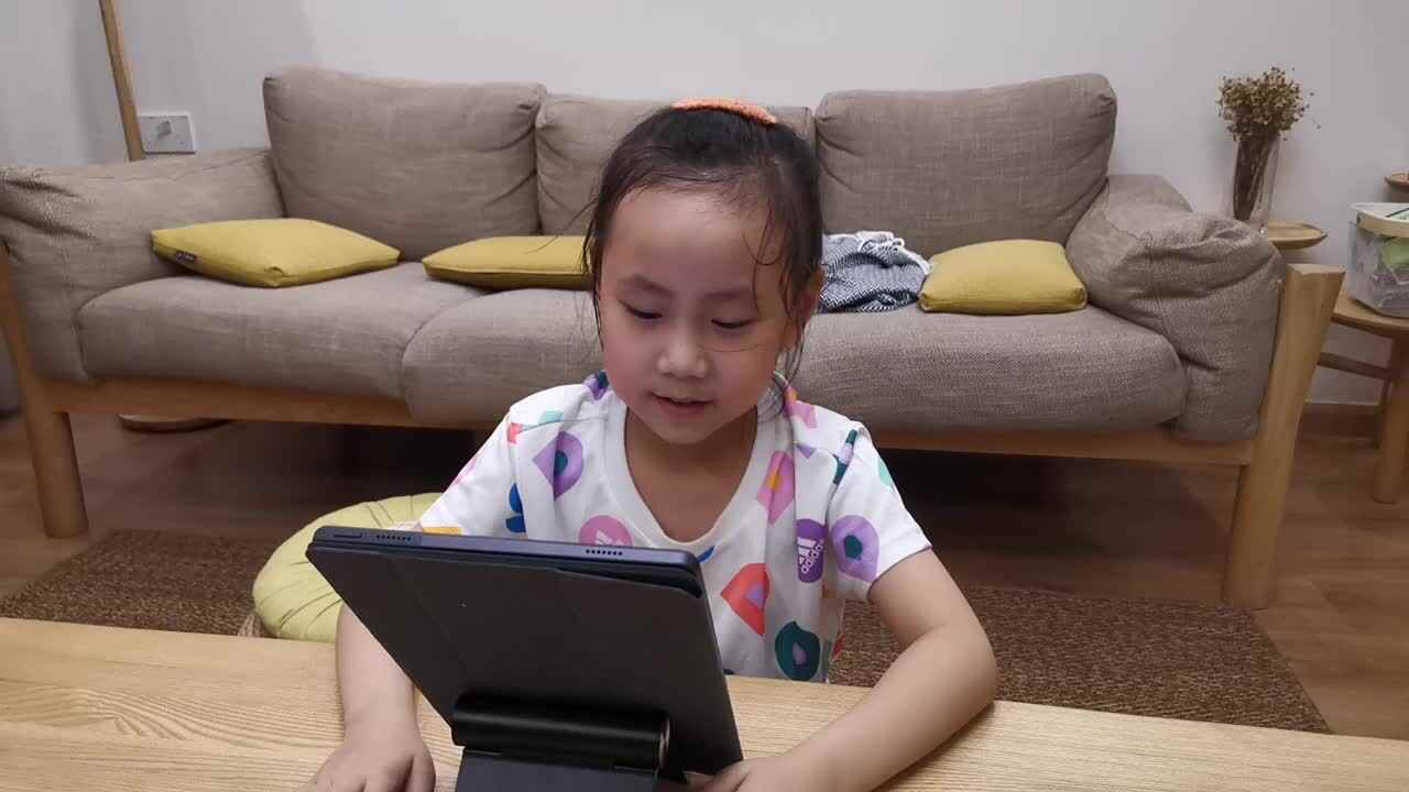 2023级B班徐瑾歆闯关练习20220822成语笑话-流鼻涕的高压锅.mp4