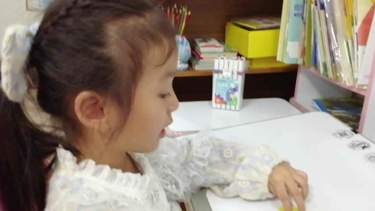 VID_20220928_193640.mp4