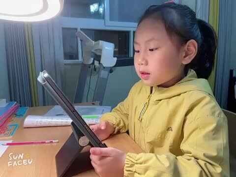 2023级B班徐瑾歆闯关练习 b.mp4