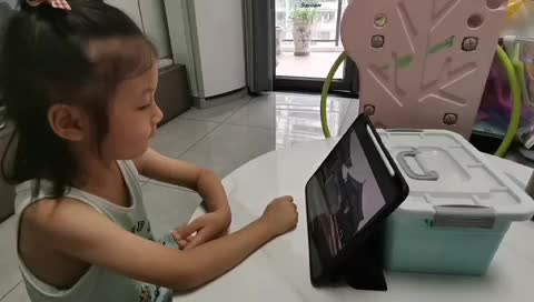 大班B班 王偲然 观看《陕西历史博物馆》