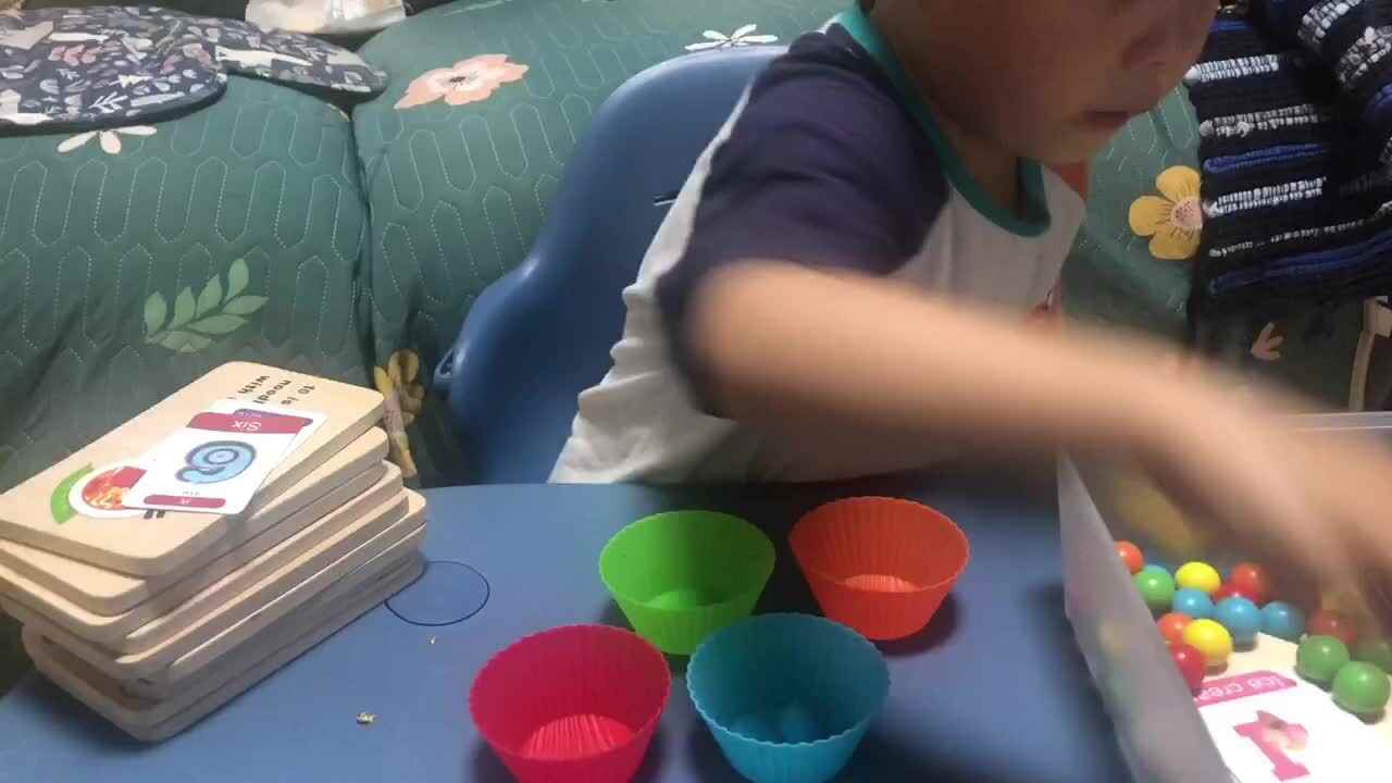 20220918中A班郭睿珩-颜色配对.mp4